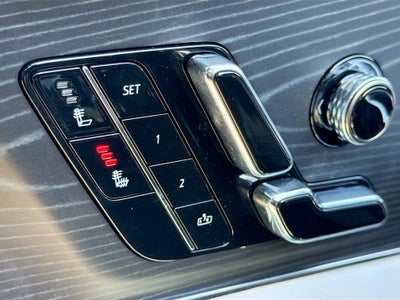 2024 Cadillac LYRIQ Luxury 1