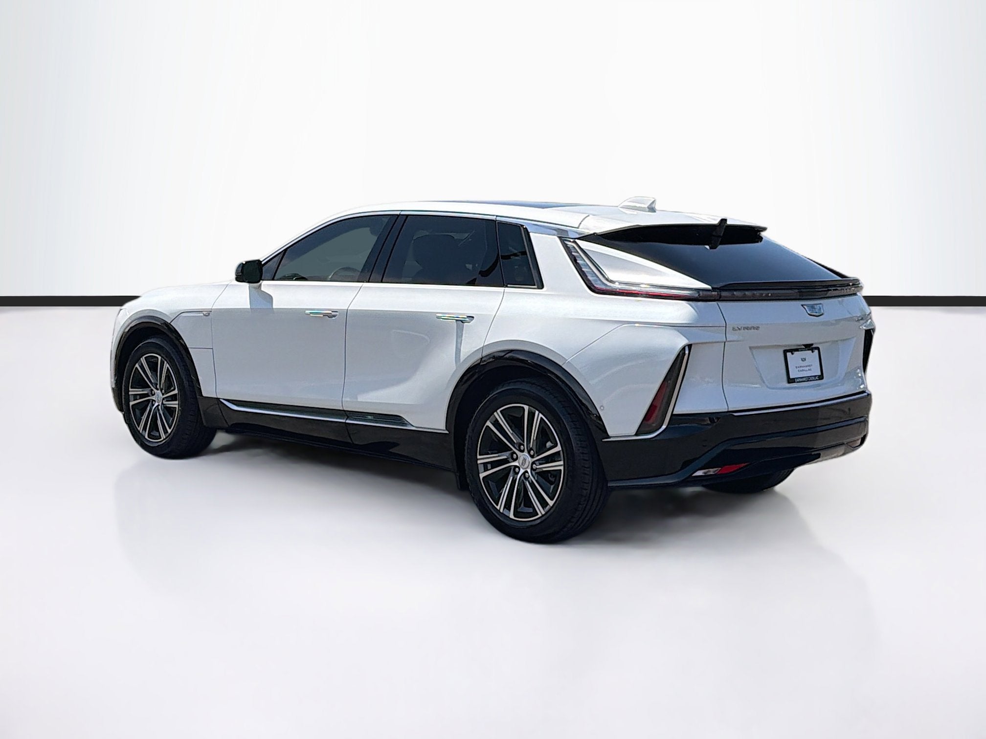 2024 Cadillac LYRIQ Luxury 1