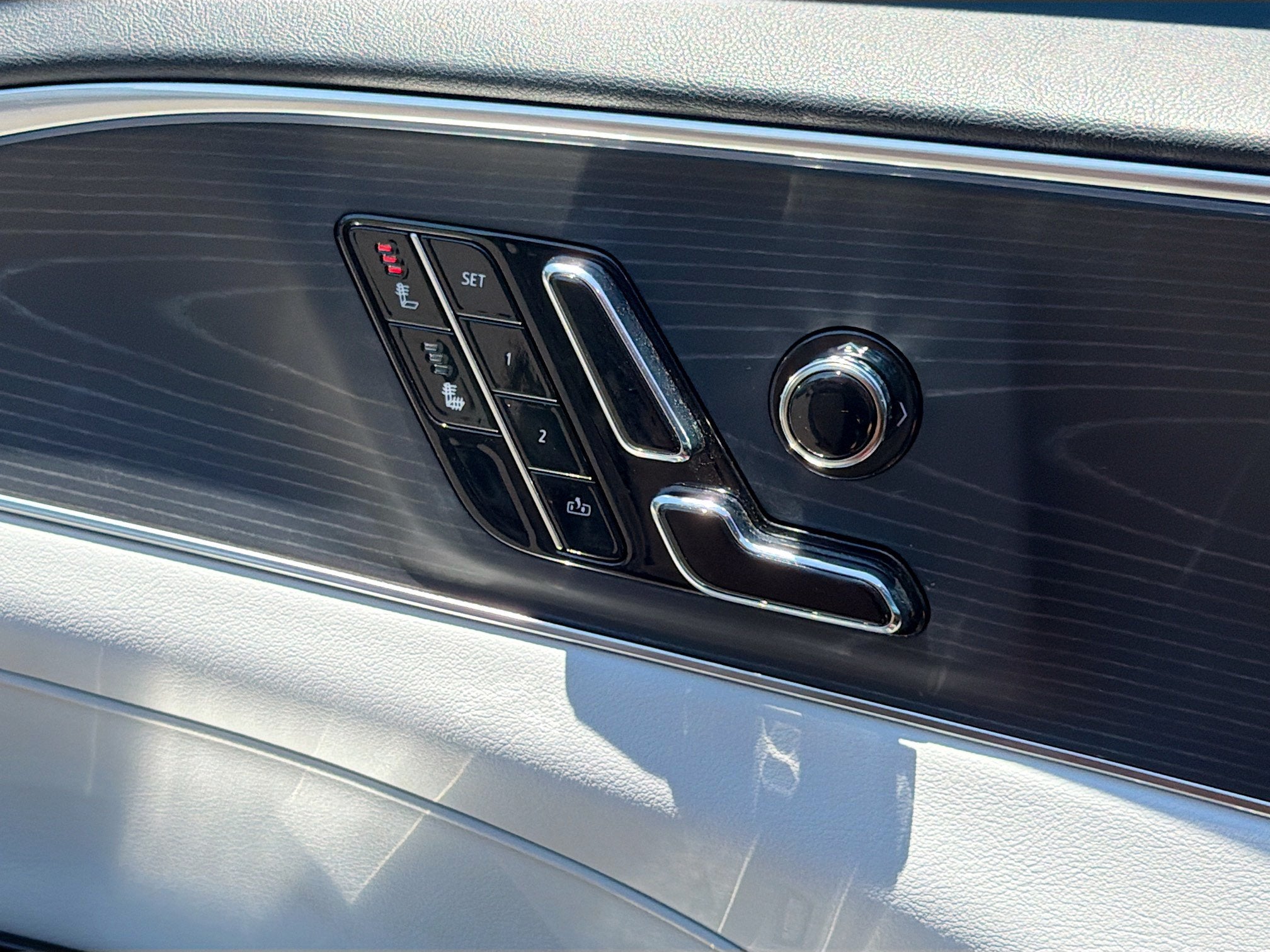 2024 Cadillac LYRIQ Sport 1