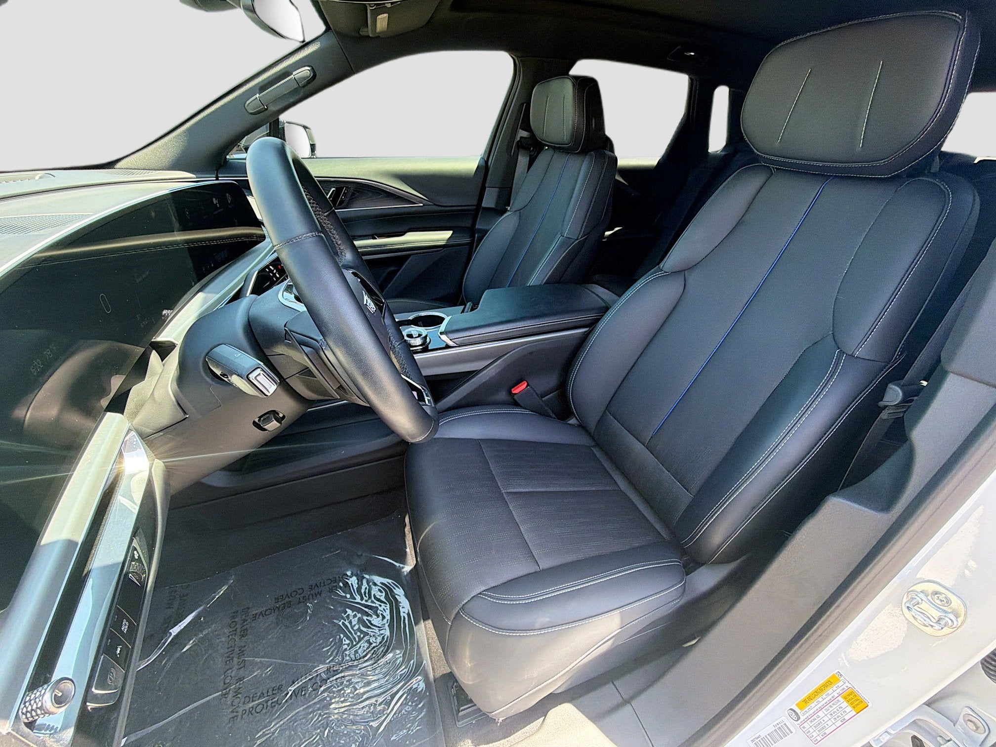 2024 Cadillac LYRIQ Sport 1