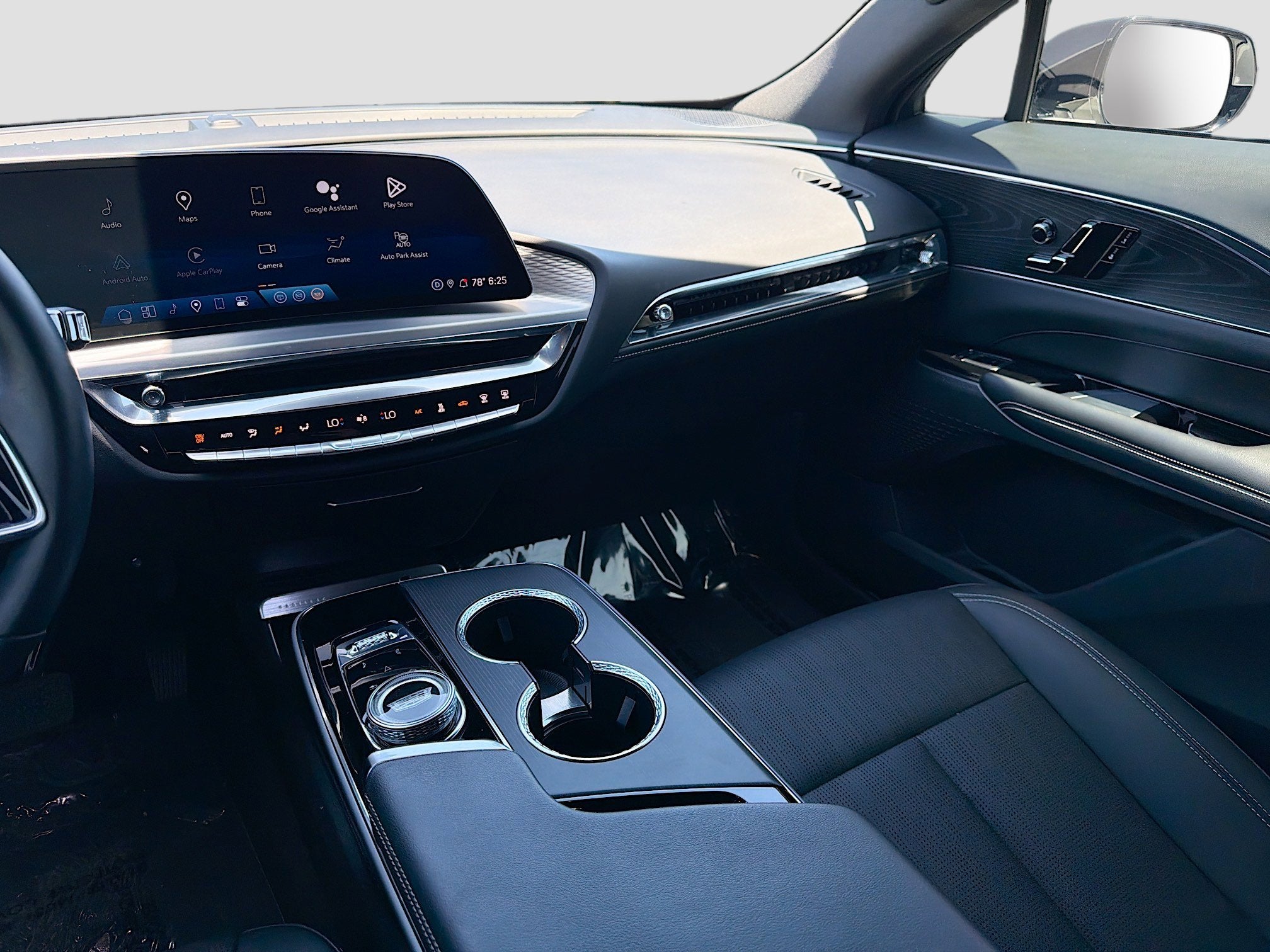 2024 Cadillac LYRIQ Sport 1
