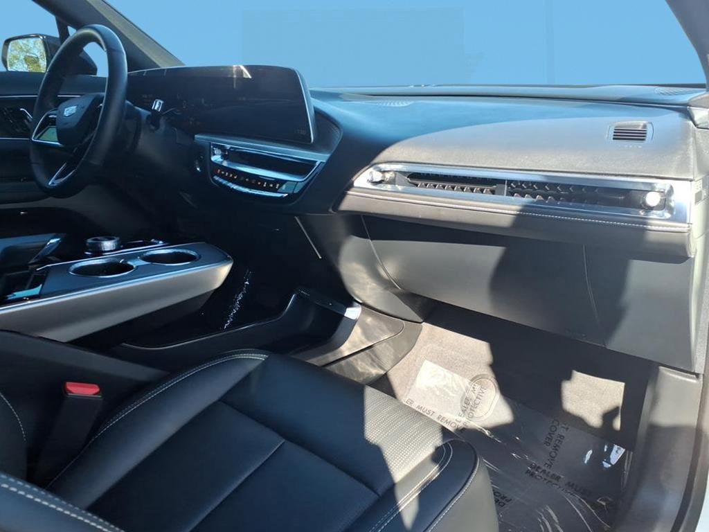 2024 Cadillac LYRIQ Sport 1