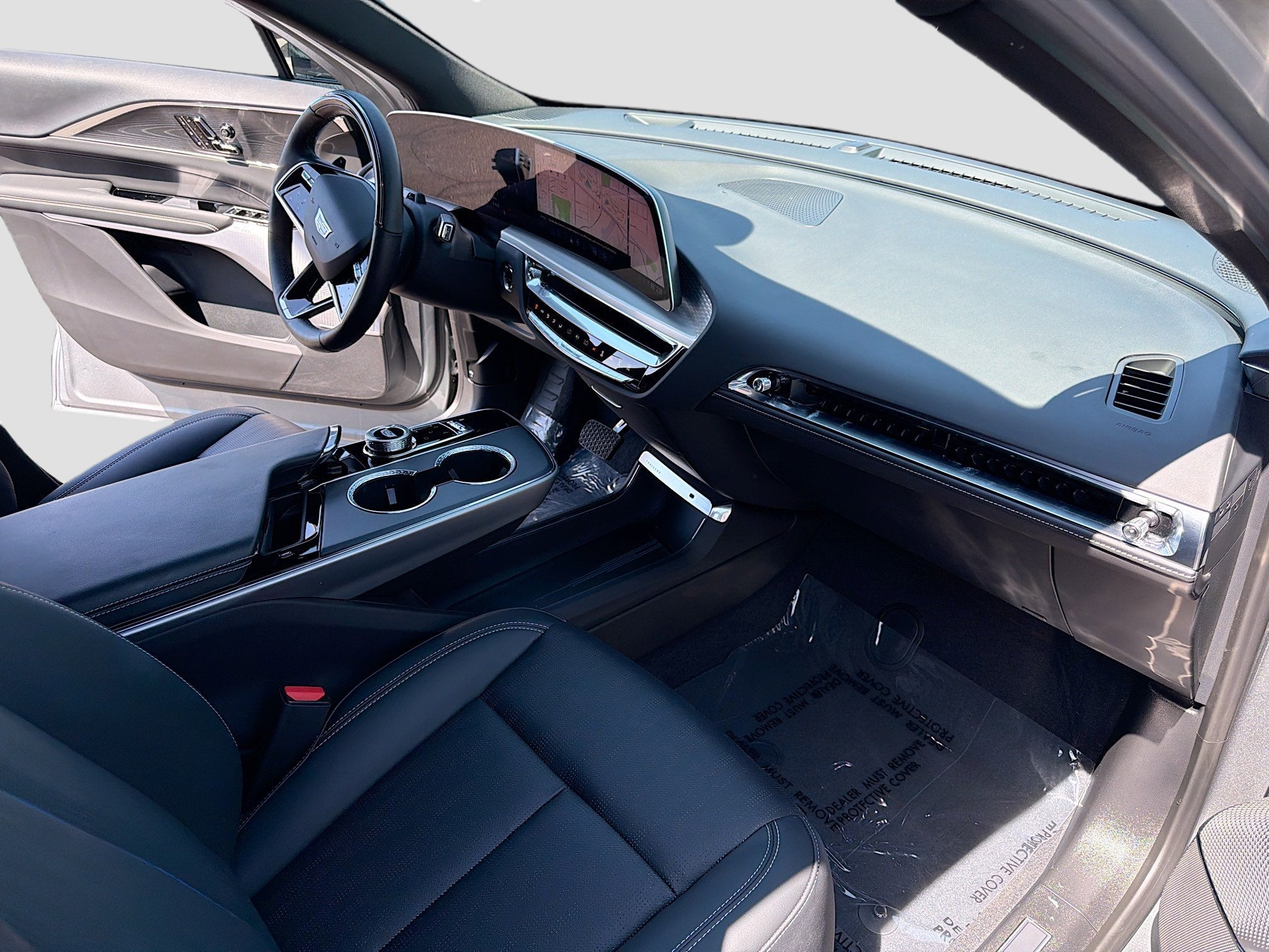 2024 Cadillac LYRIQ Sport 3