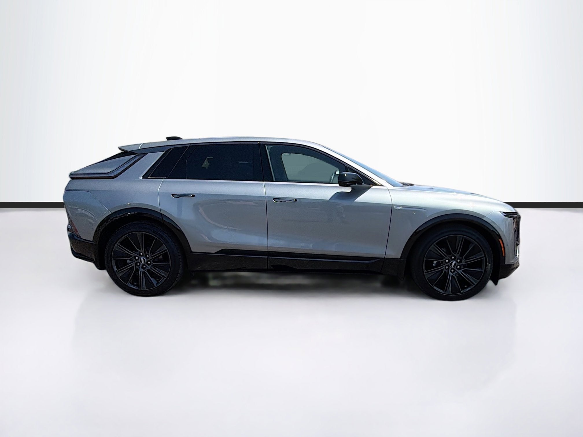 2024 Cadillac LYRIQ Sport 3