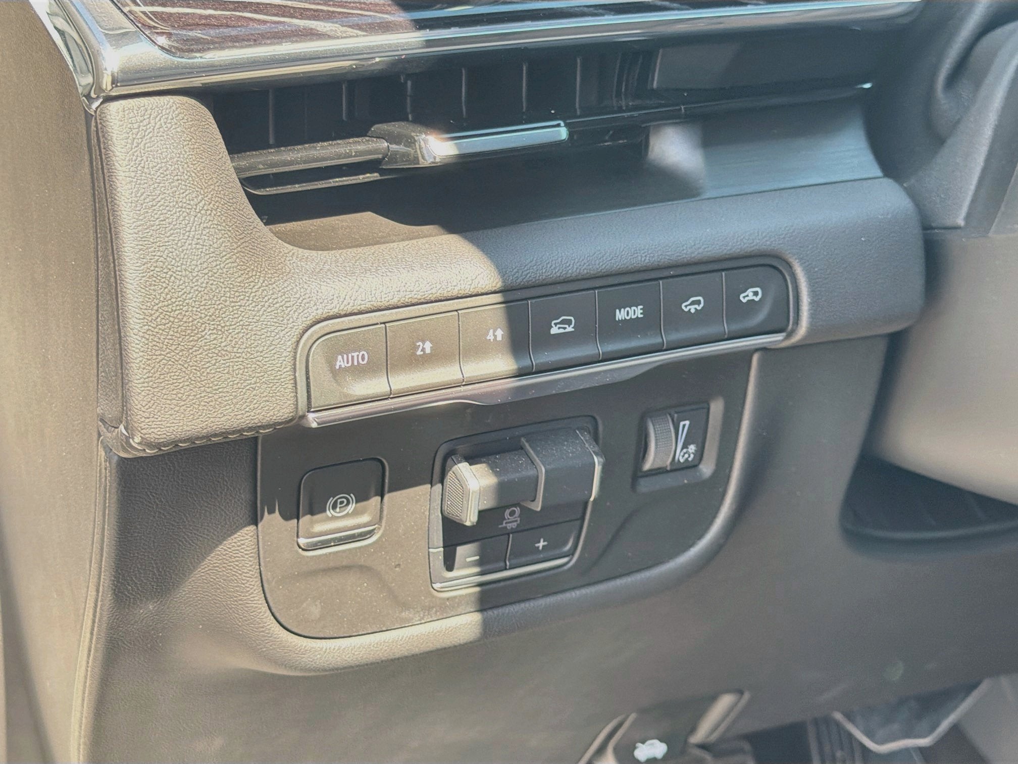 2023 Cadillac Escalade 4WD Sport