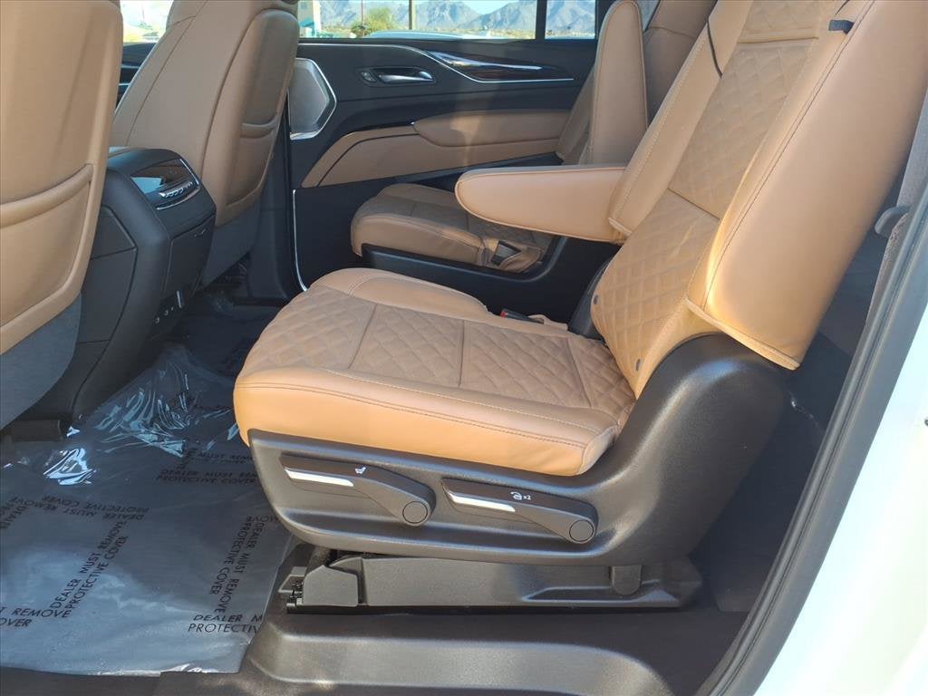 2023 Cadillac Escalade ESV Premium Luxury