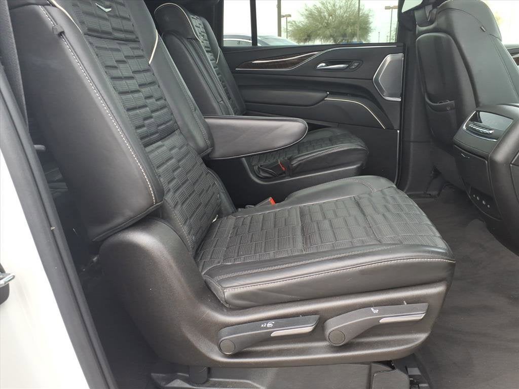 2022 Cadillac Escalade ESV Sport Platinum