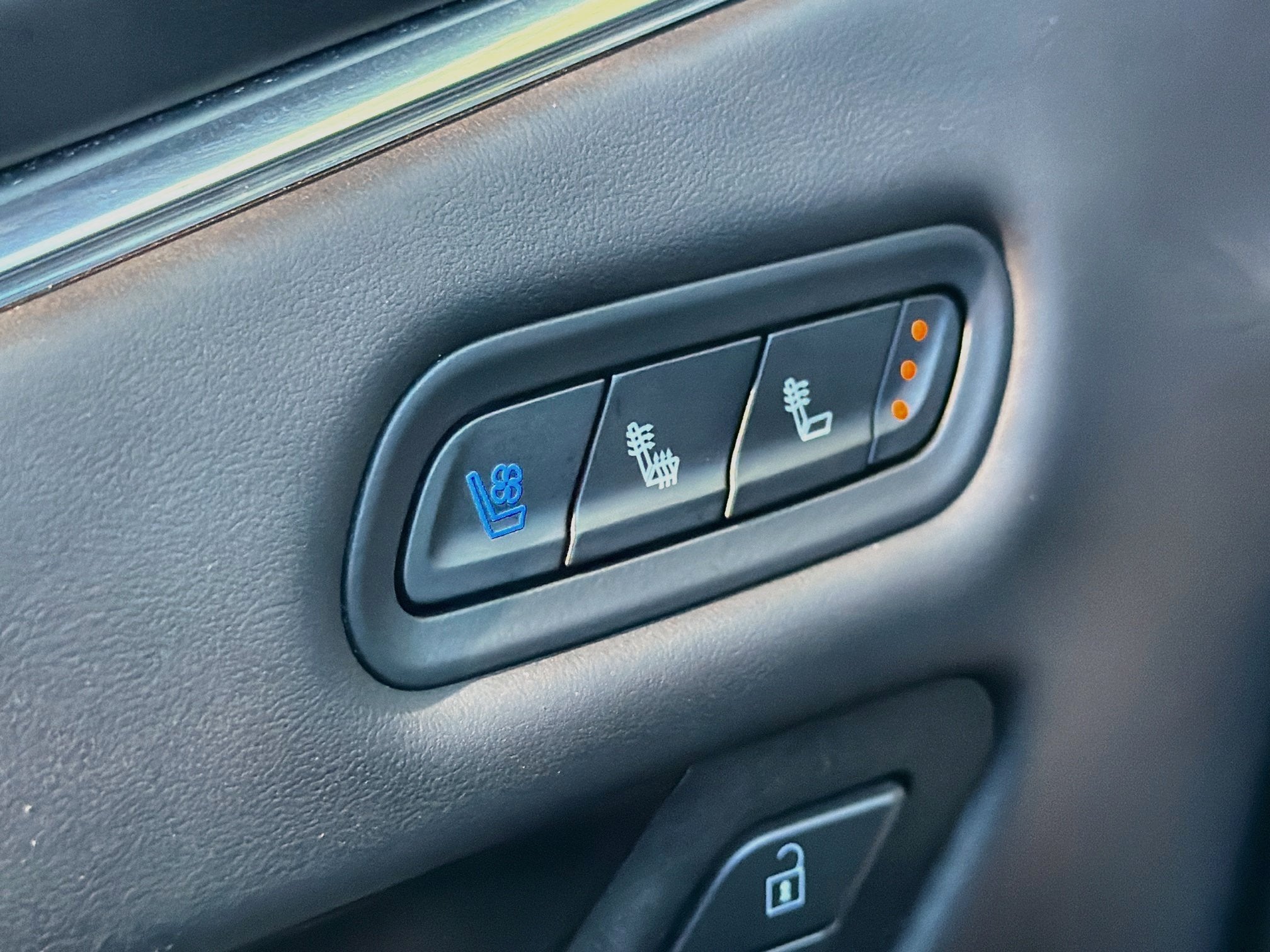 2023 Cadillac Escalade ESV 4WD Sport Platinum