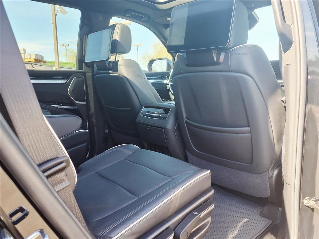 2025 Cadillac Escalade Sport