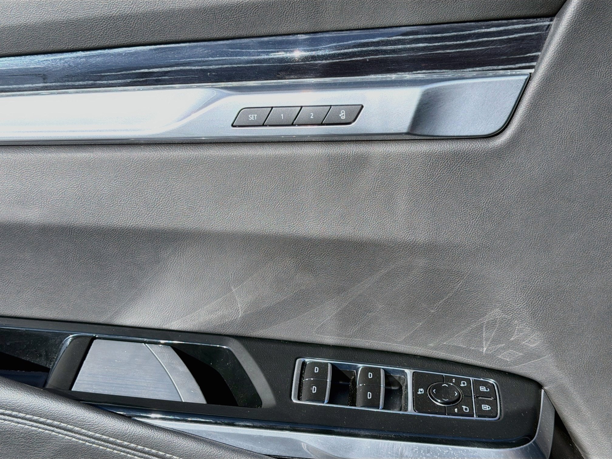 2025 Cadillac Escalade ESV Sport