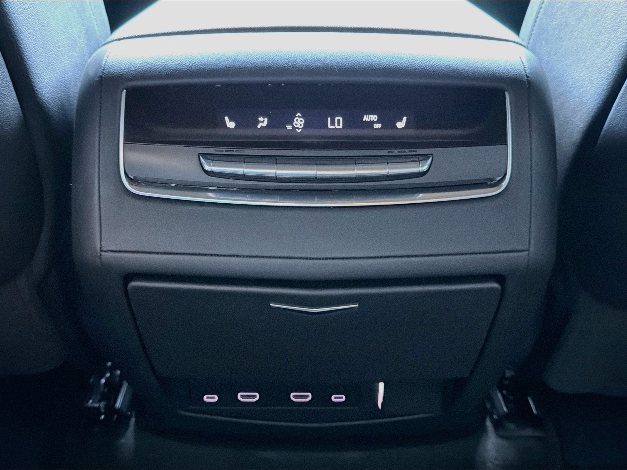 2025 Cadillac Escalade ESV Sport