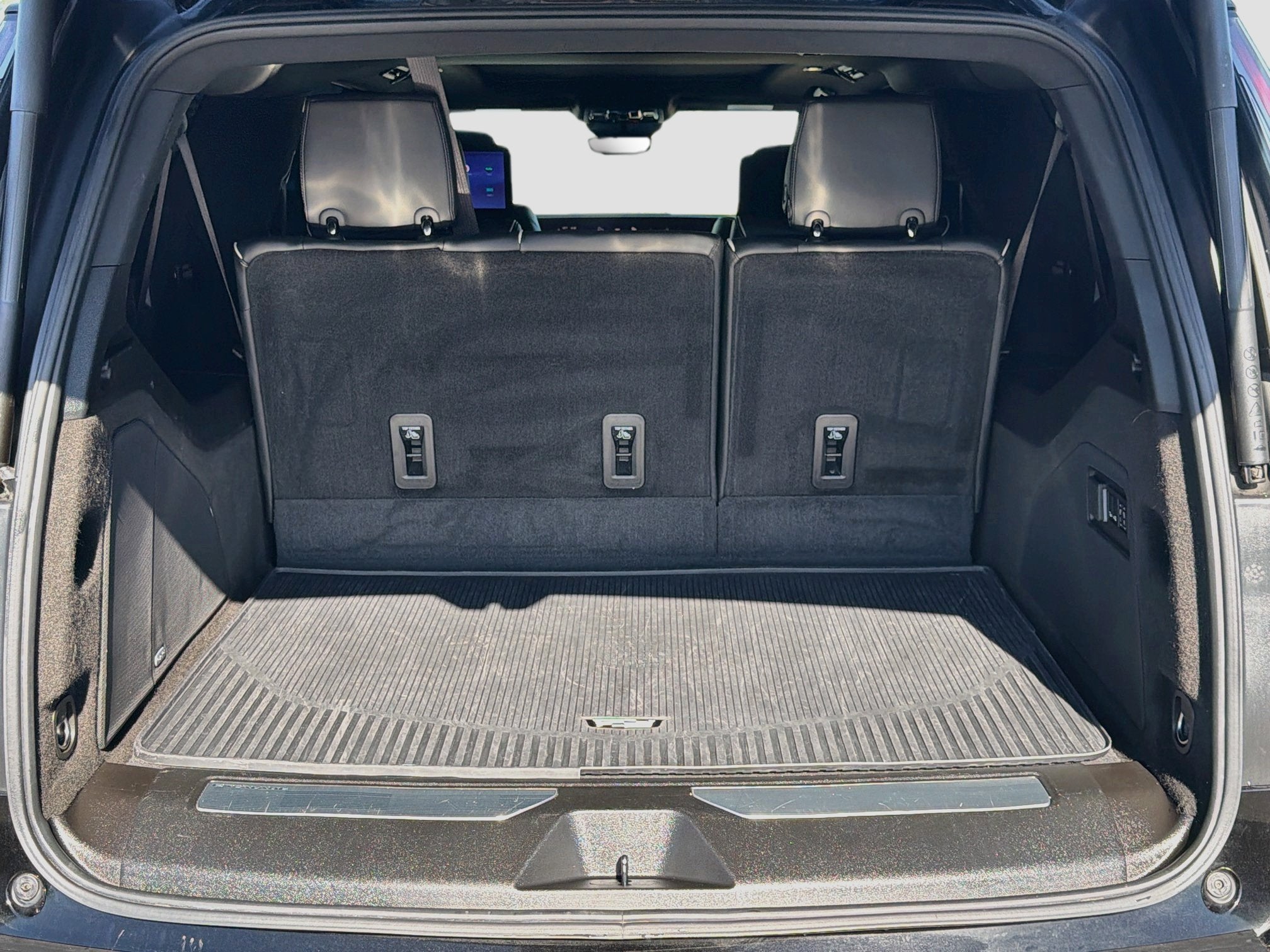 2025 Cadillac Escalade ESV Sport