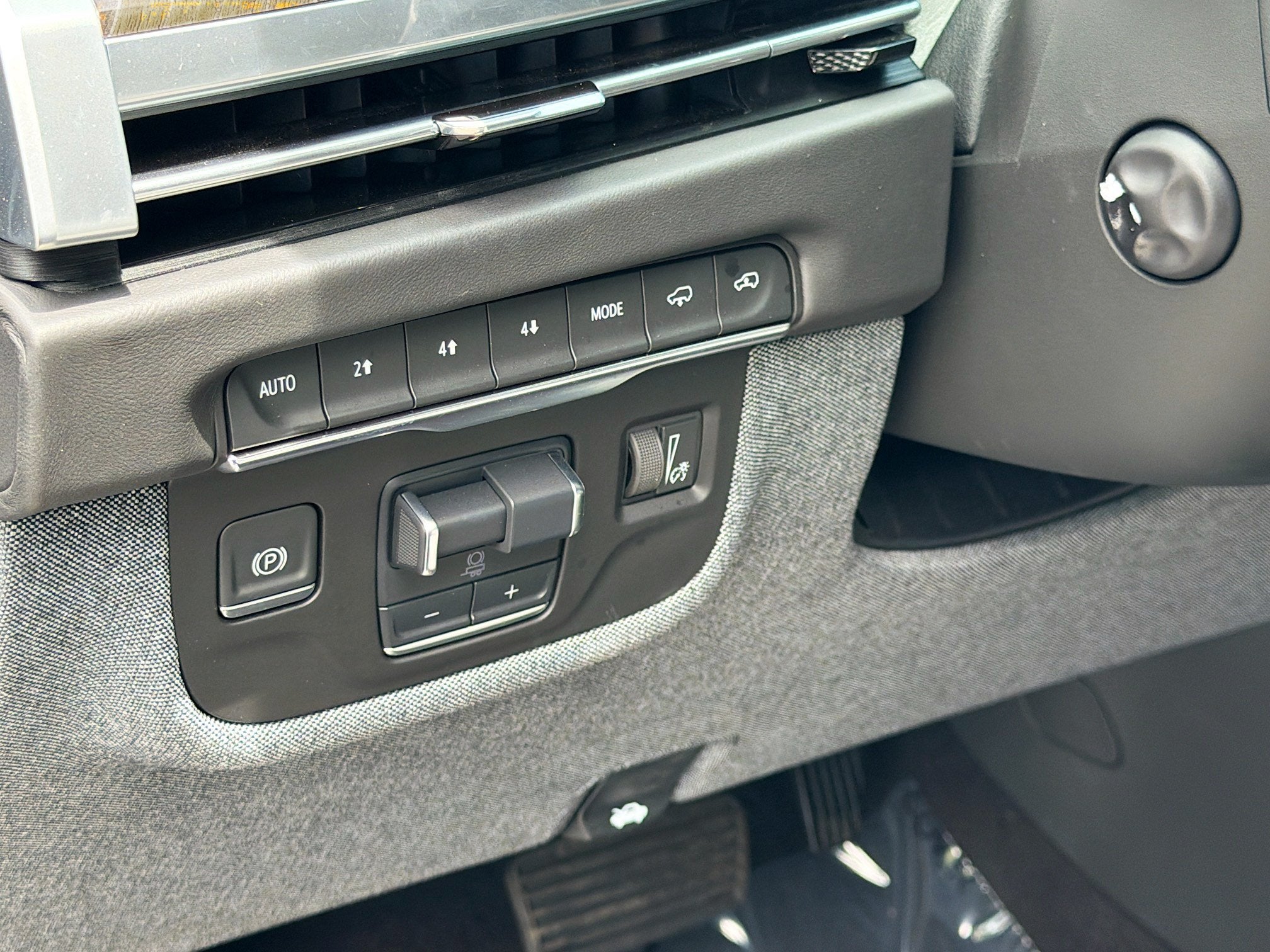 2025 Cadillac Escalade ESV Sport Platinum