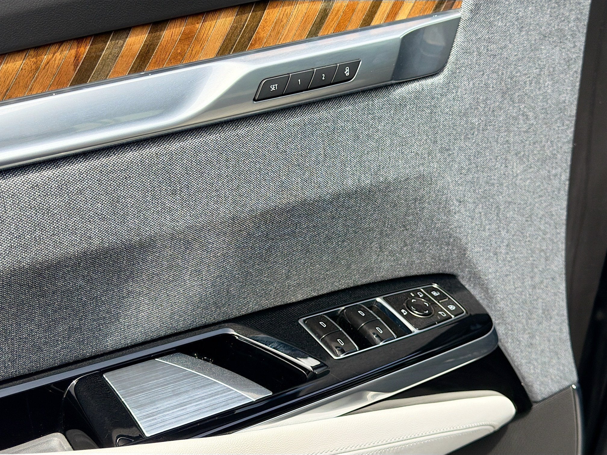 2025 Cadillac Escalade ESV Sport Platinum