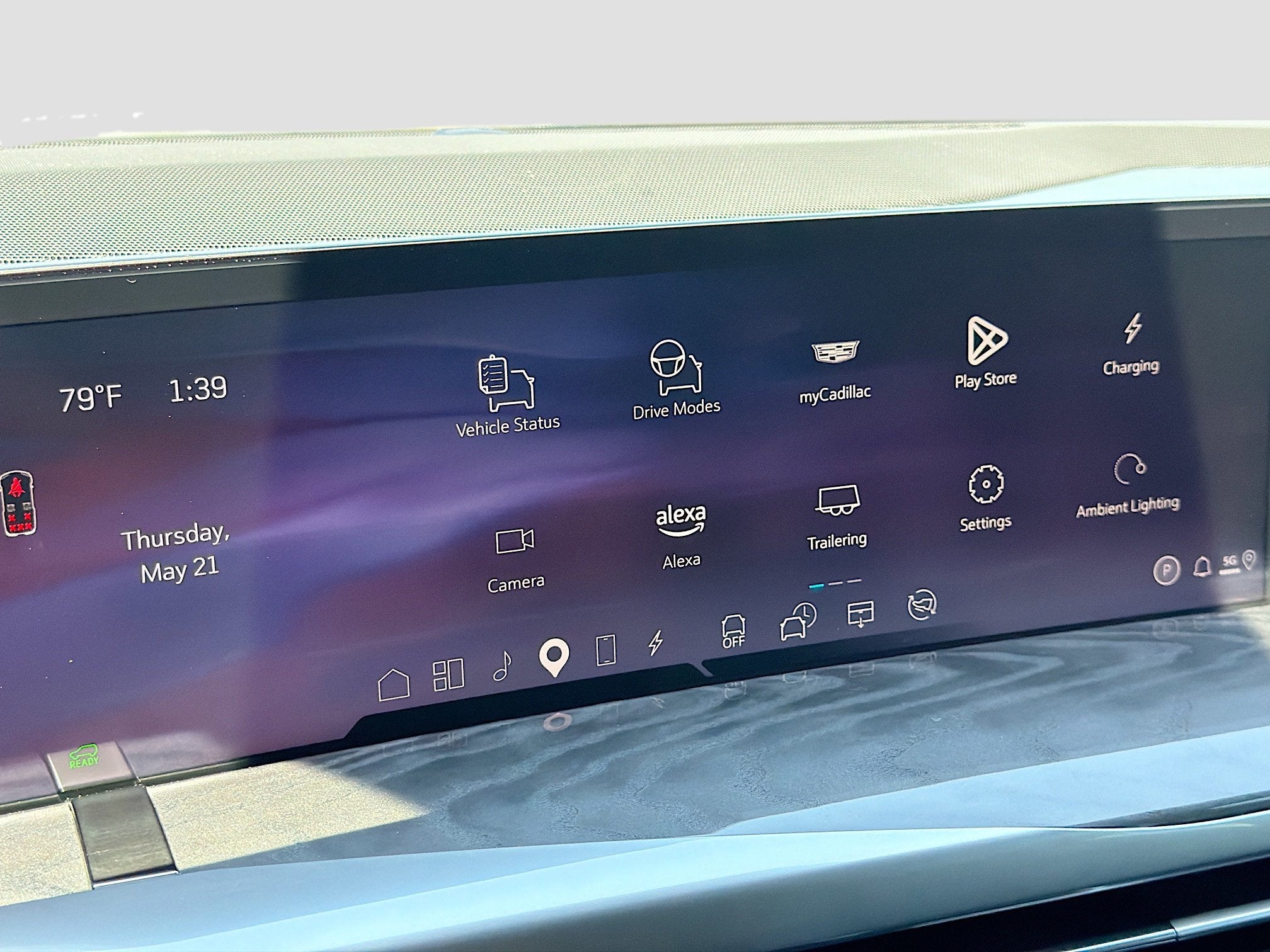 2025 Cadillac ESCALADE IQ Sport 2