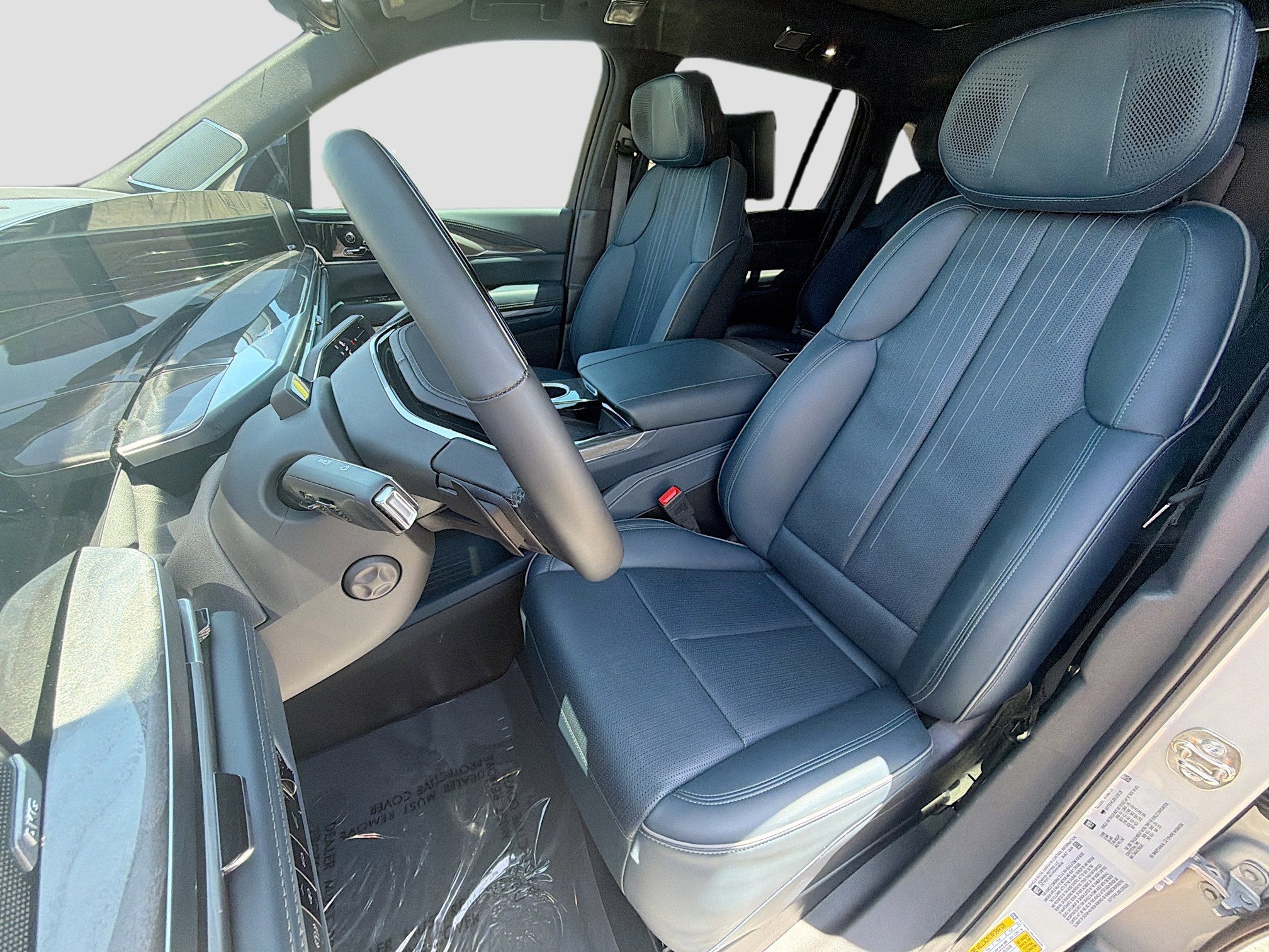2025 Cadillac ESCALADE IQ Sport 2