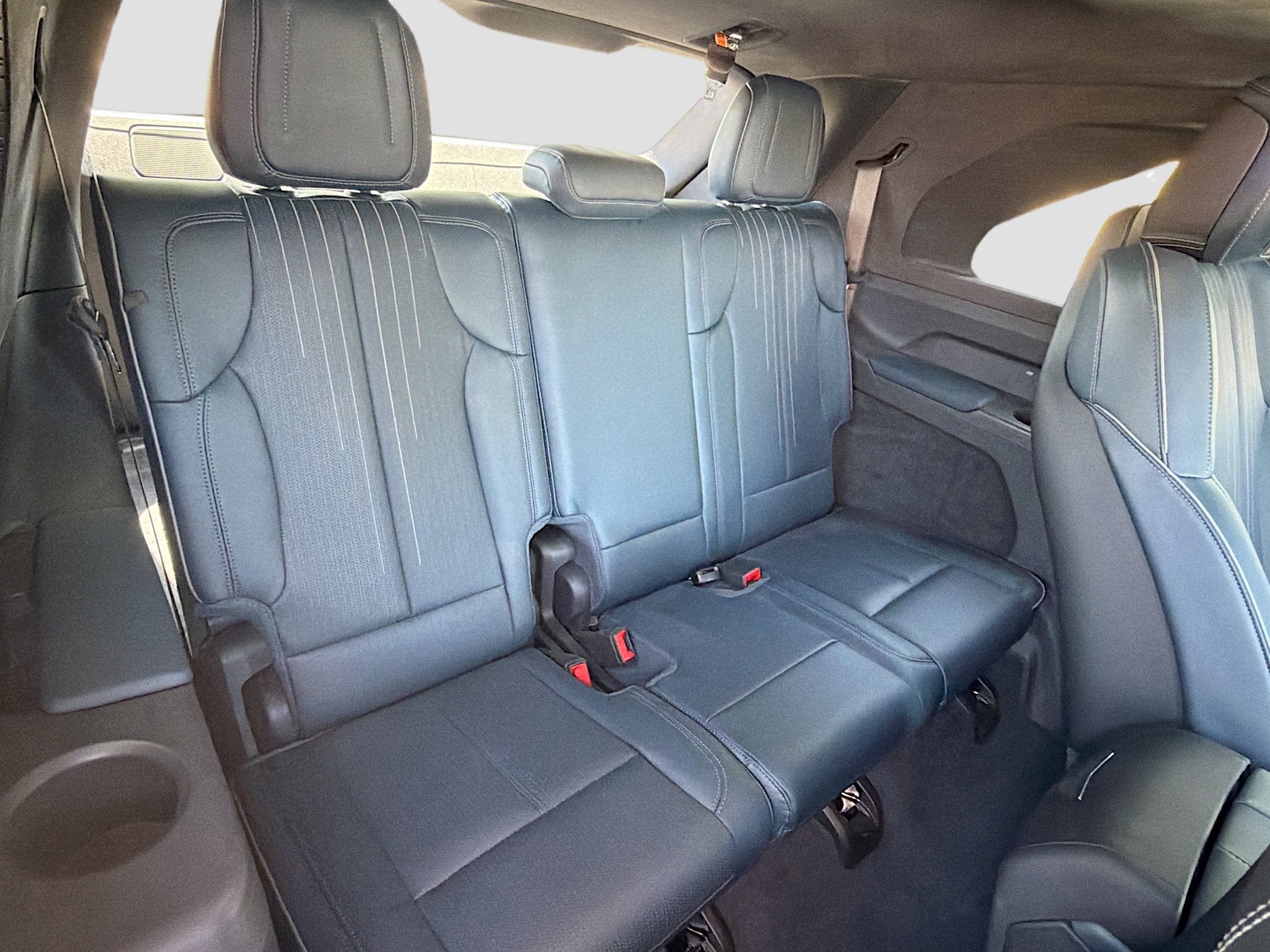 2025 Cadillac ESCALADE IQ Sport 2