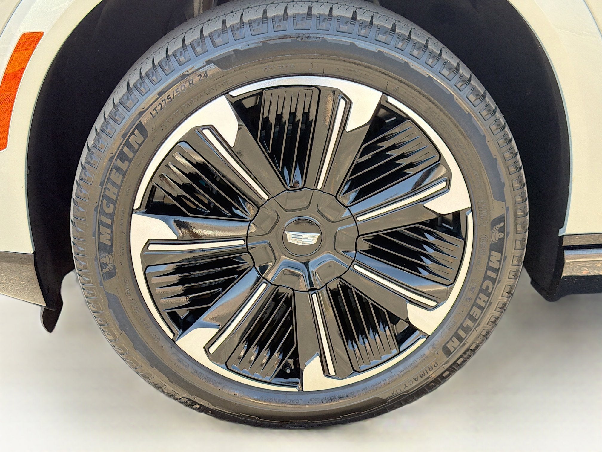 2025 Cadillac ESCALADE IQ Sport 2