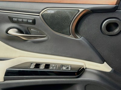 2025 Lexus ES ES 350 Luxury