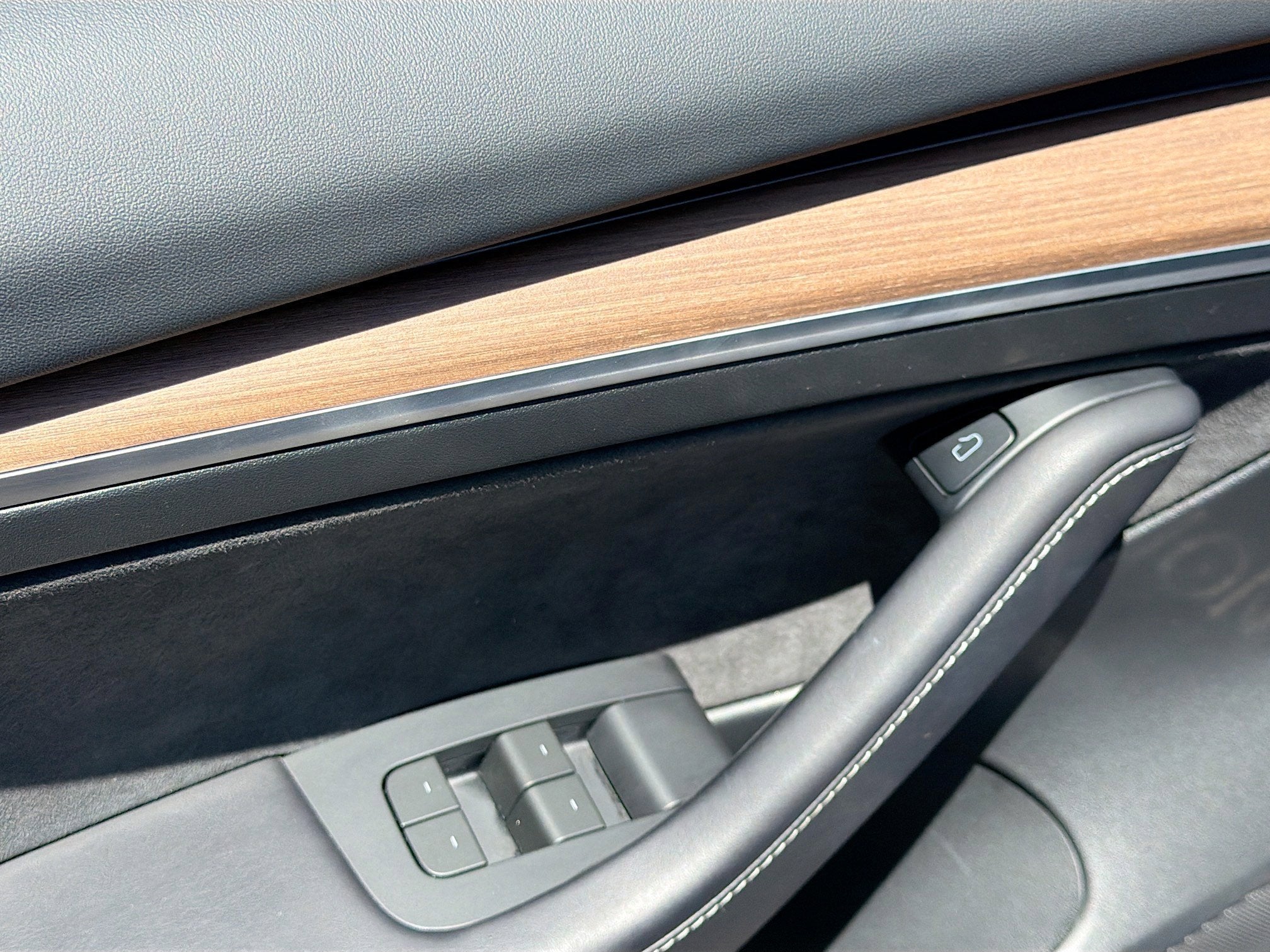 2023 Tesla Model 3 NA