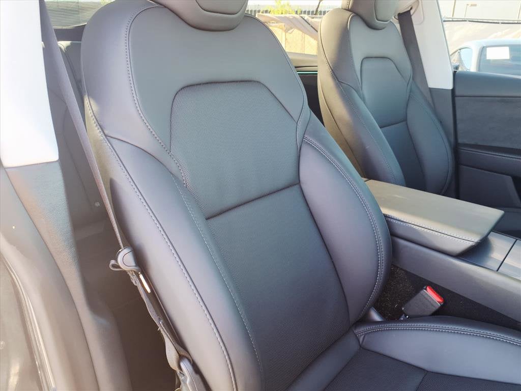 2026 Tesla Model Y Premium