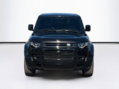 2025 Land Rover Defender V8