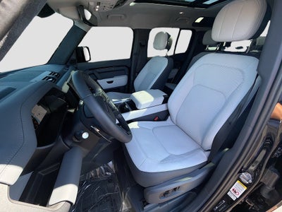 2025 Land Rover Defender V8