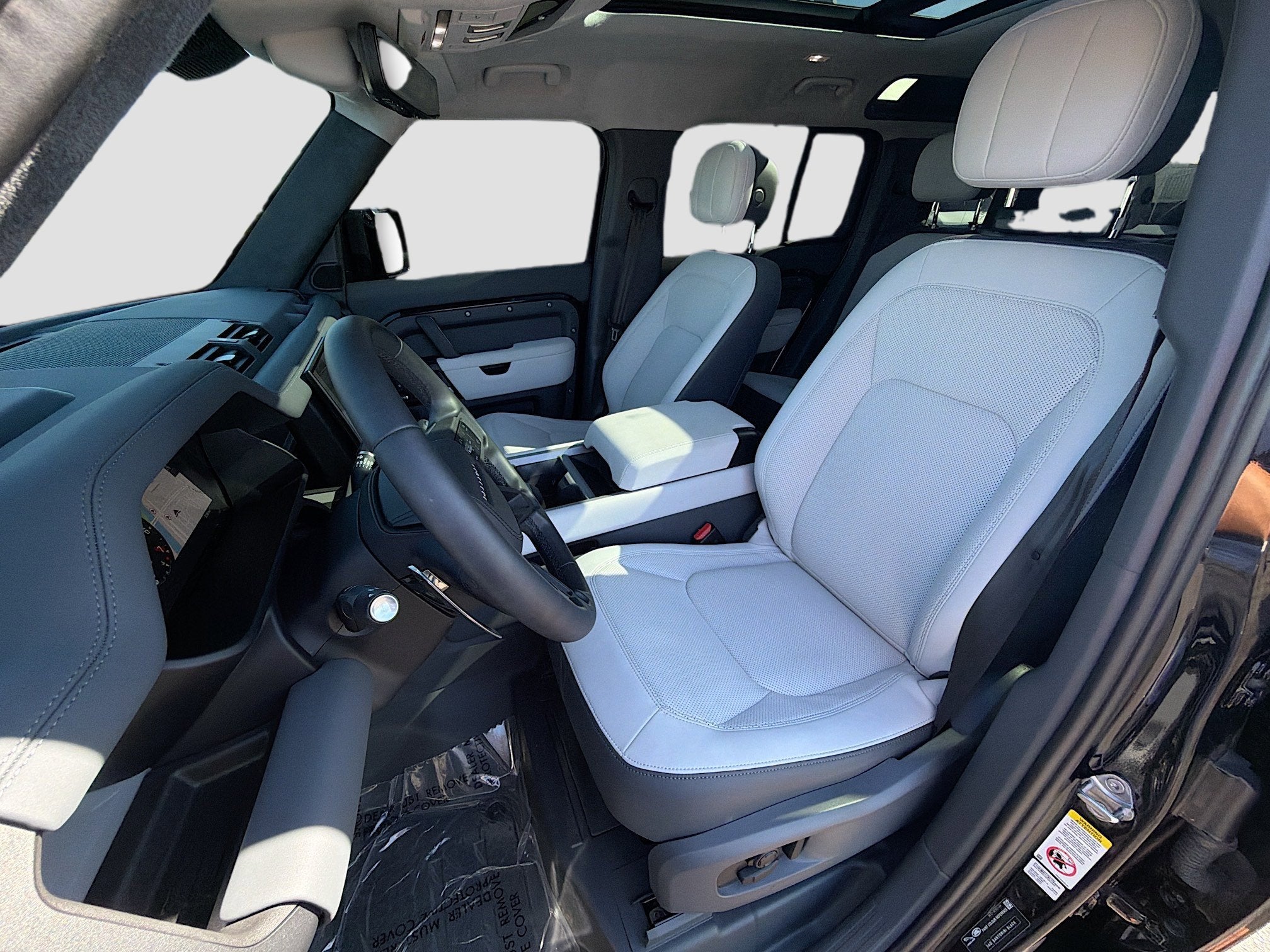 2025 Land Rover Defender V8