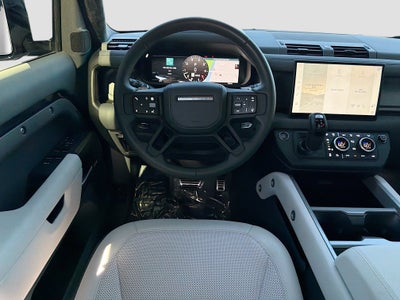2025 Land Rover Defender V8