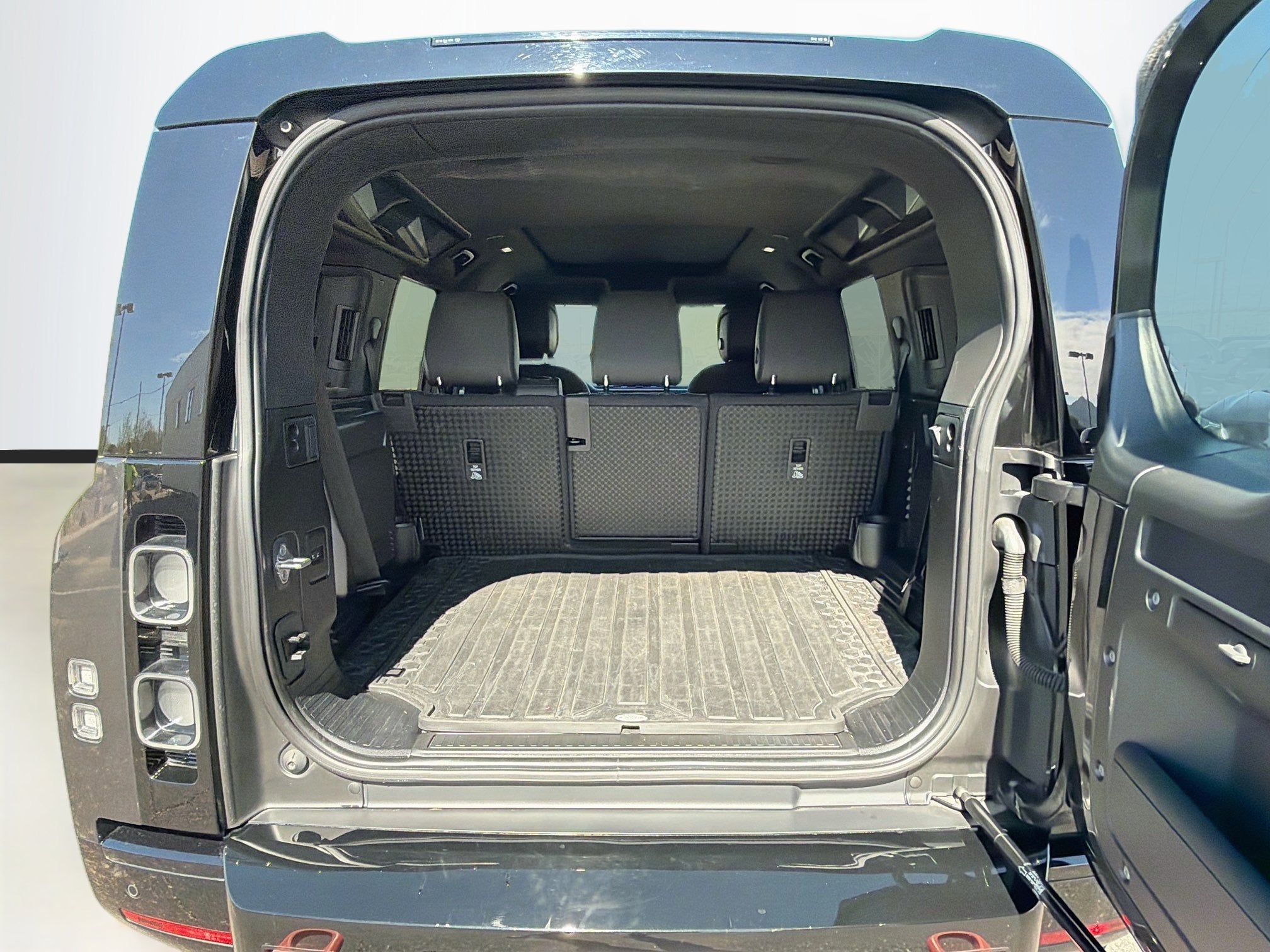 2022 Land Rover Defender X