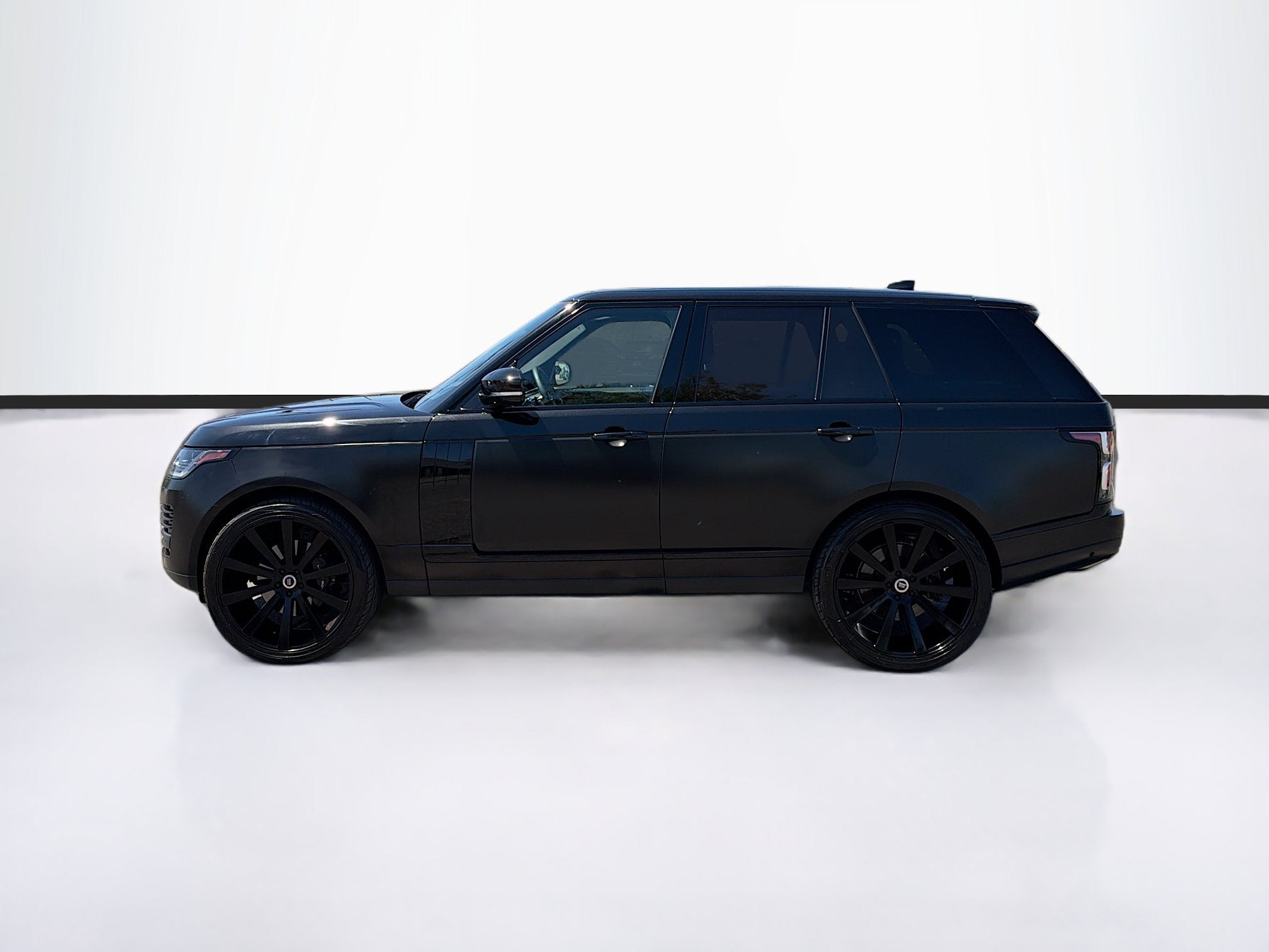 2020 Land Rover Range Rover P525 HSE