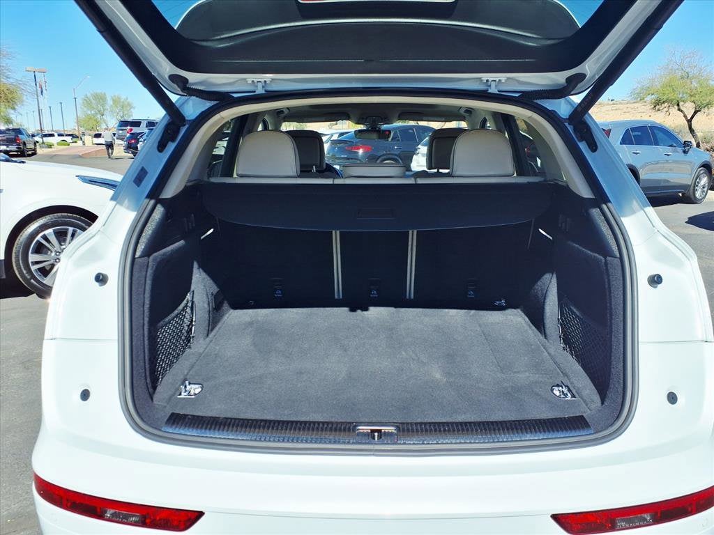 2023 Audi Q5 S line Premium Plus