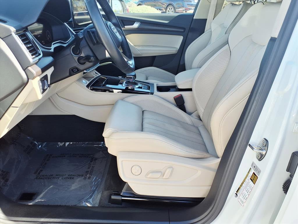 2023 Audi Q5 S line Premium Plus