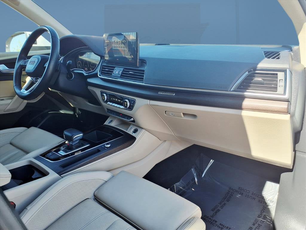 2023 Audi Q5 S line Premium Plus