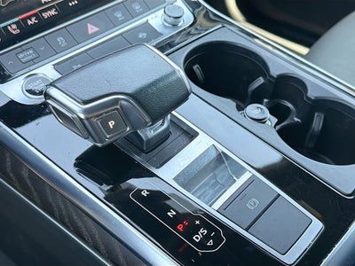 2022 Audi Q8 Premium Plus