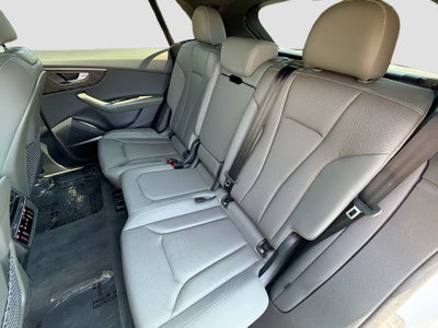 2022 Audi Q8 Premium Plus