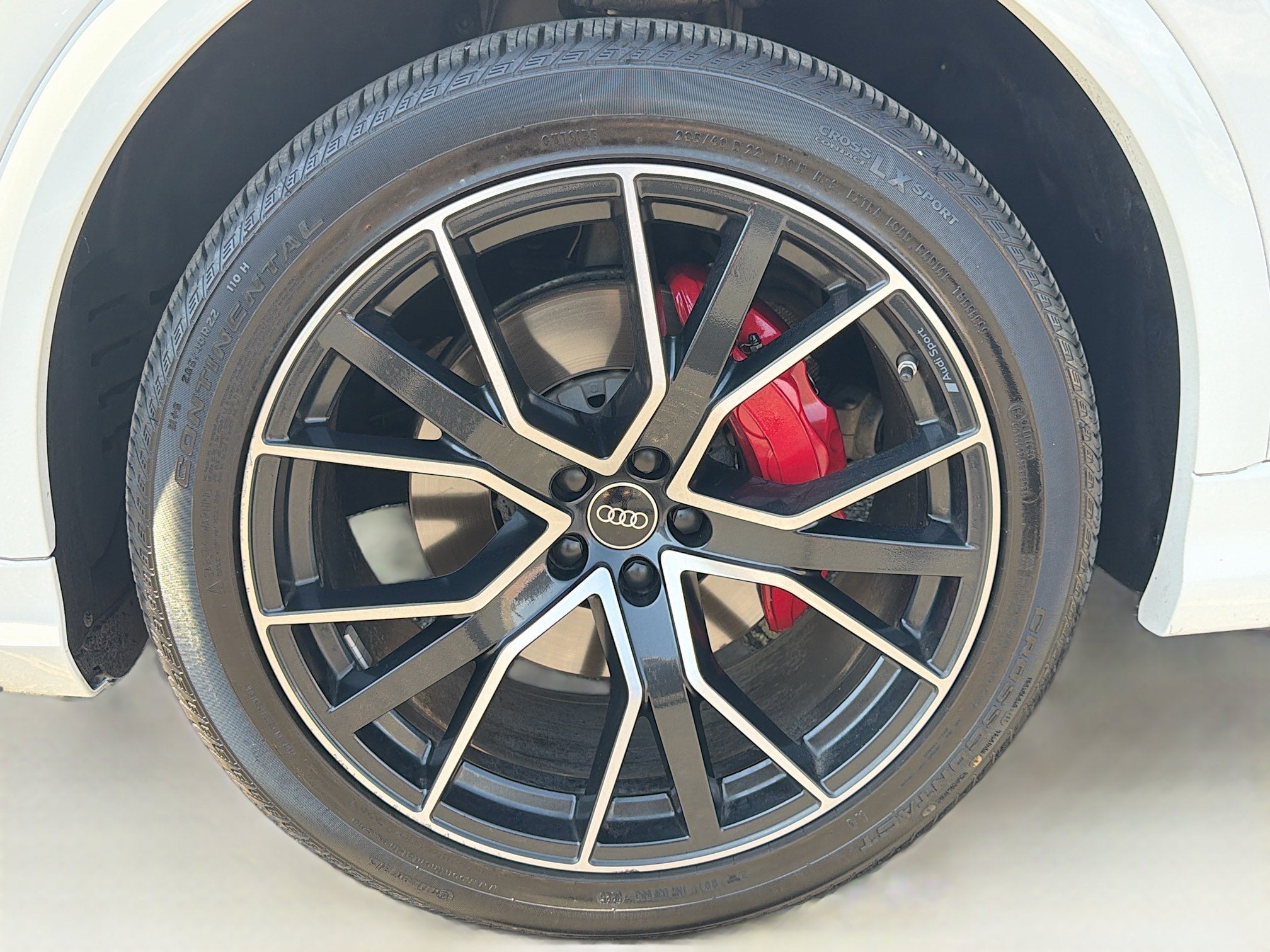2022 Audi Q8 Premium Plus
