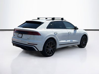 2022 Audi Q8 Premium Plus