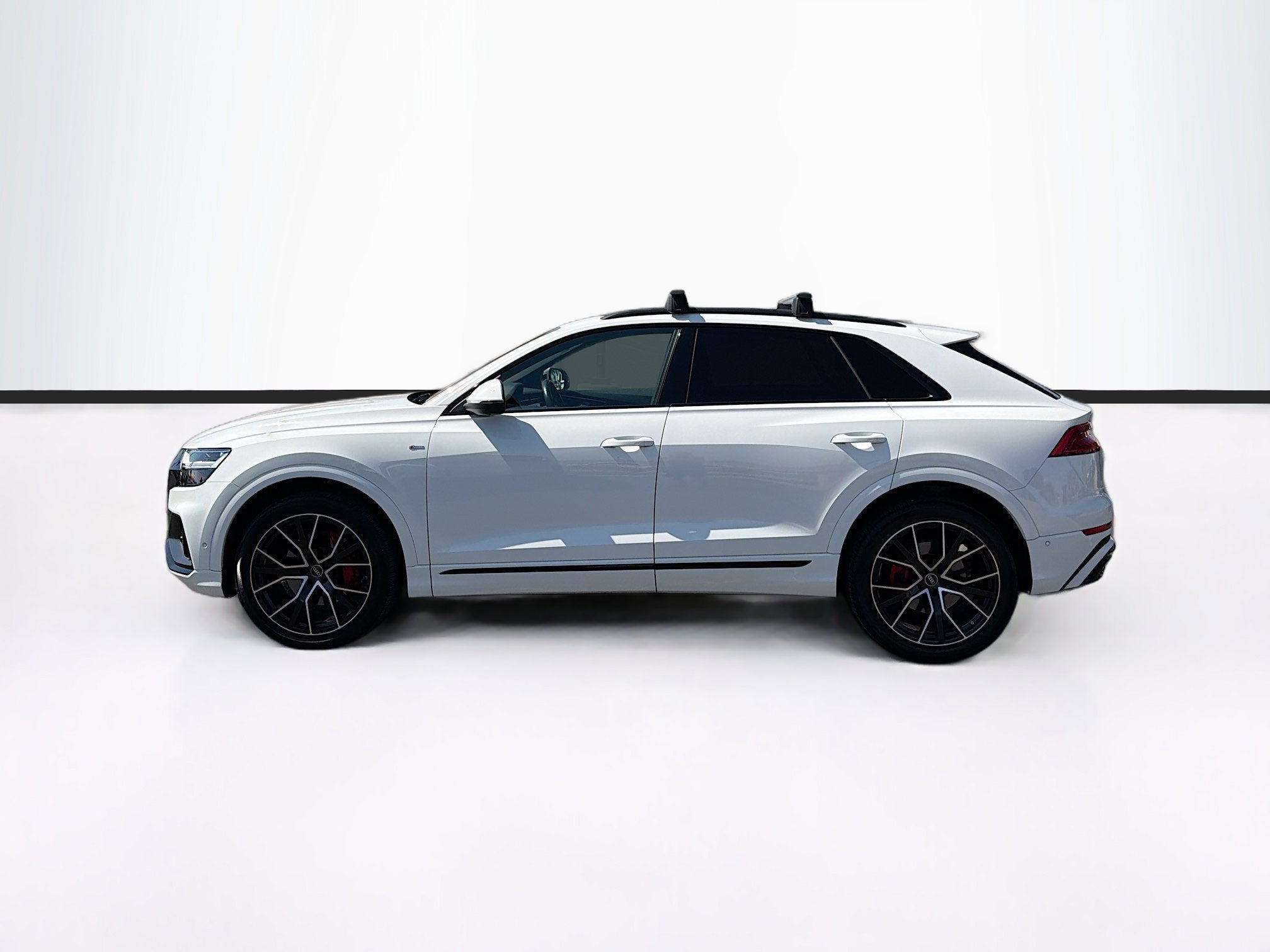 2022 Audi Q8 Premium Plus