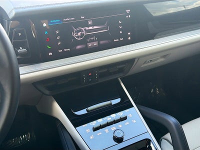 2024 Porsche Cayenne NA