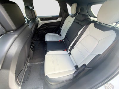 2024 Porsche Cayenne NA